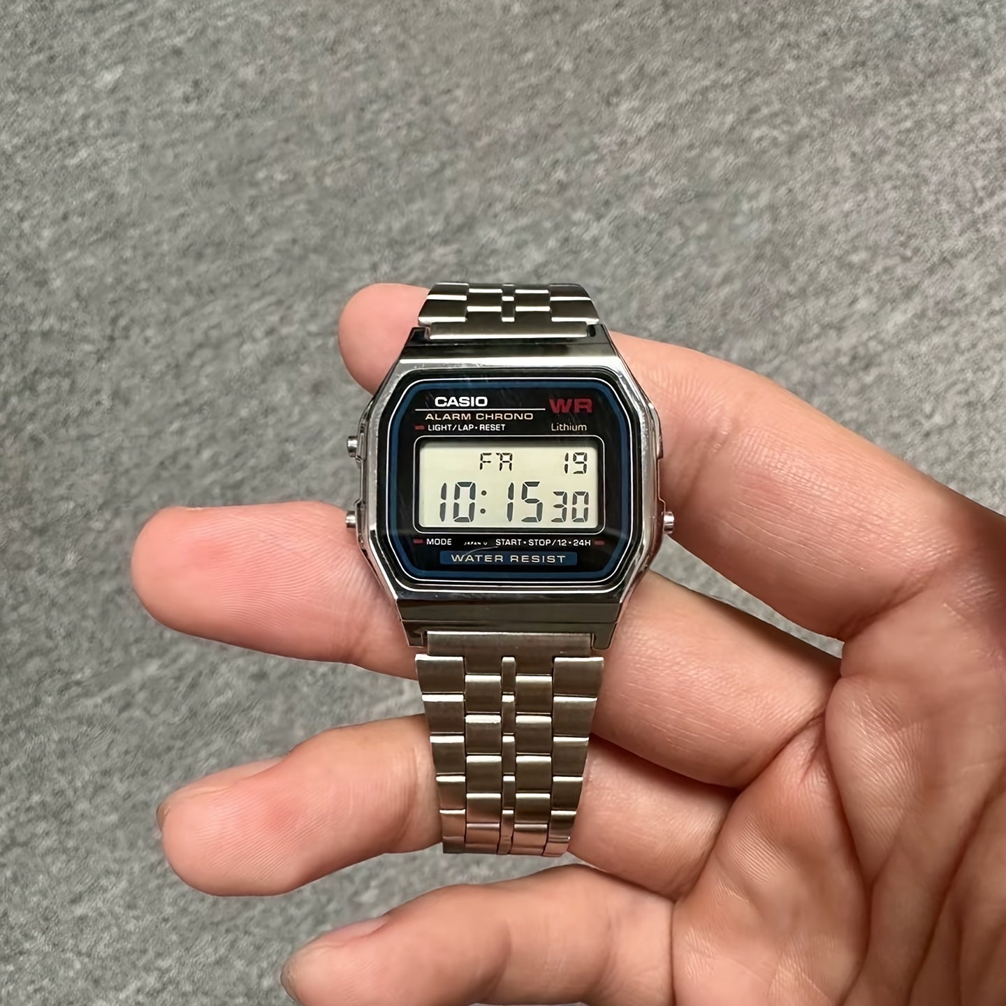 RETRO DIGITAAL HORLOGE (CLASSIC SQUARE)