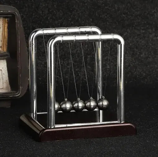 NEWTON’S CRADLE BALANS