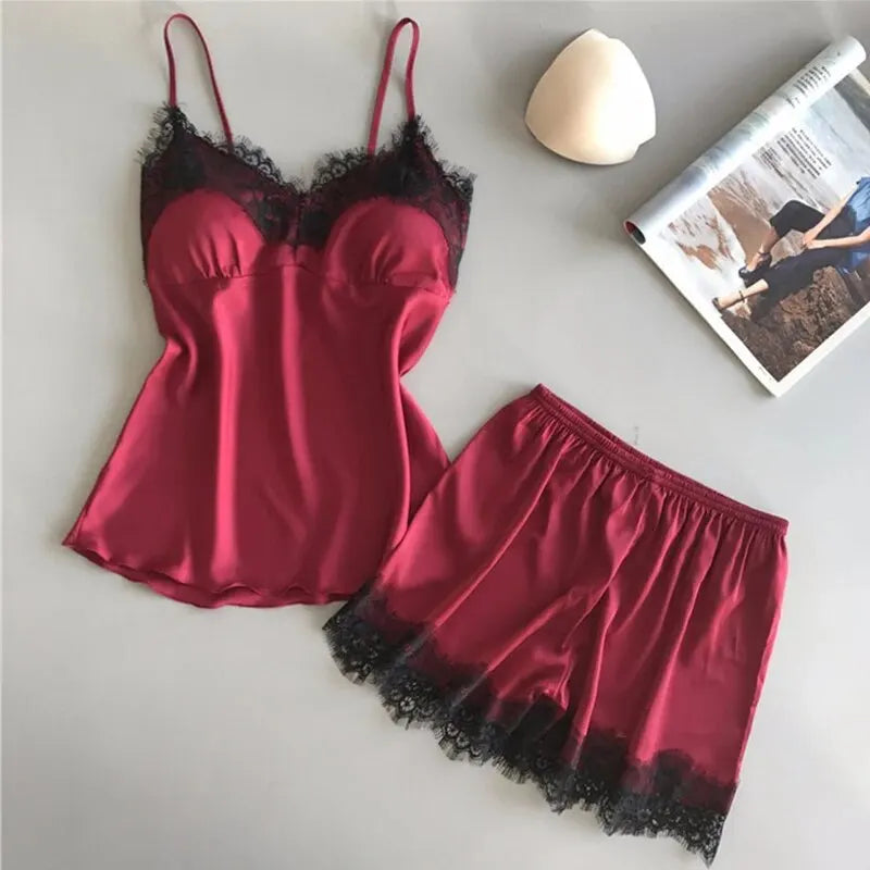 DAMES PYJAMA SET (LACE & SHORTS)