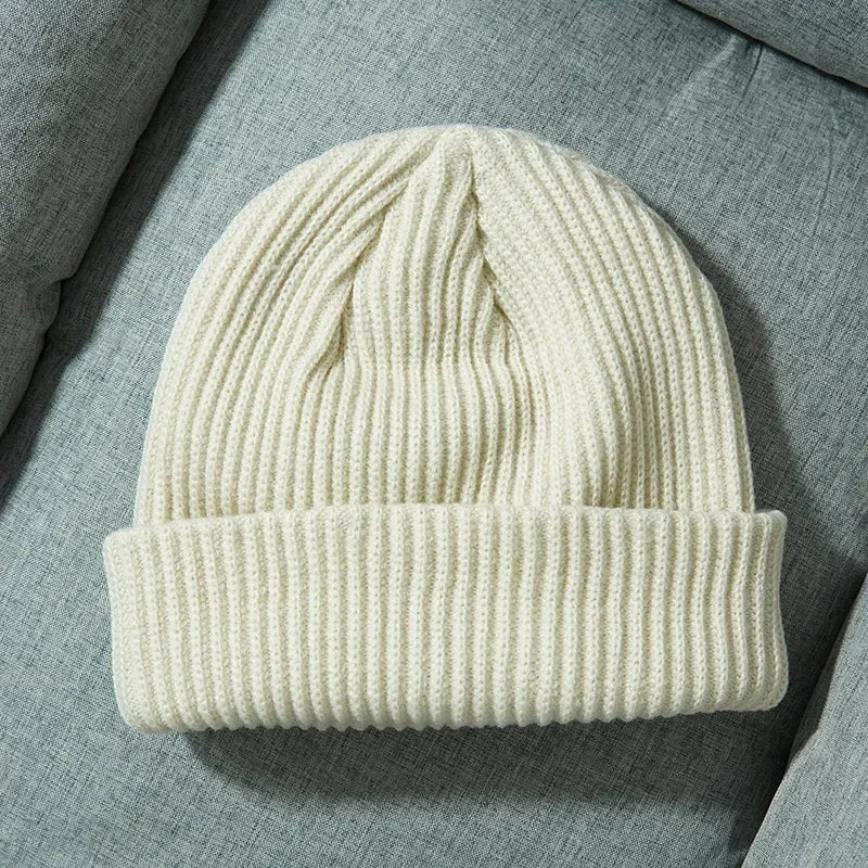 SOS STORE | GEBREIDE BEANIE (UNISEX) - SOS STORE